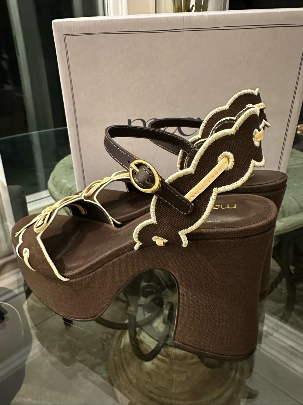 New in Box! Maeve Platform Block Heel Sandals in Dark Brown with Cream Trim 40